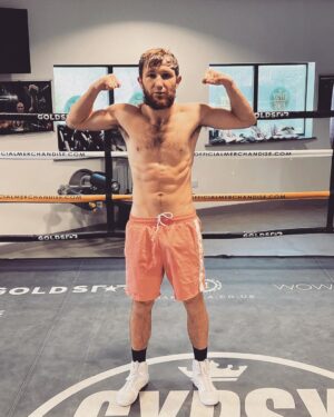 Isaac Lowe Instagram - #7days to go #camp is done ✅ 

Time to go to work 🥊 

@wassermanboxing 
@sauerlandbros