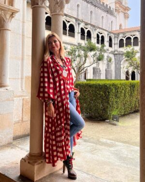 Isabel Angelino Instagram - Friday happy day ❤️