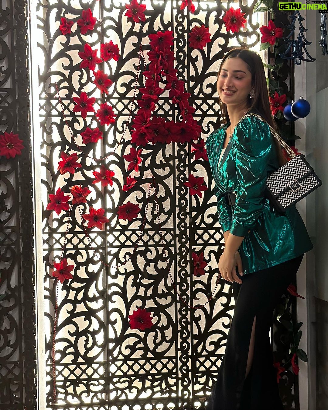 Isha Sharma Instagram - This year I got two names Pashminna & sonam. 2024 looking forward for the new names. Mumbai, Maharashtra