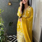 Ishita Dutta Instagram - 💛 Outfit @maheejaipur PR @dinky_nirh Jewellery @kushalsfashionjewellery