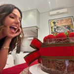 Isis Valverde Instagram - Natal feliz ♥️💫