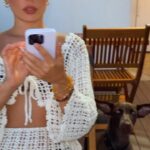 Isis Valverde Instagram – Life’s happening 💫