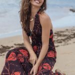 Isis Valverde Instagram - Quem aqui já assistiu Angela? Agora, você pode assistir no cinema e no streaming, de qualquer lugar do Brasil! Ah, e se assistirem, me marquem? 😍🫶
