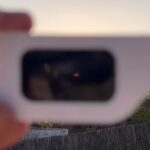 Isis Valverde Instagram – Eclipses de mim 

No breu me vi nua 
encoberta de sol
chorei minhas lágrimas poentes 
e morri 
junto ao último brilho 
que me vestia de mim.

Foto @clebiasousa