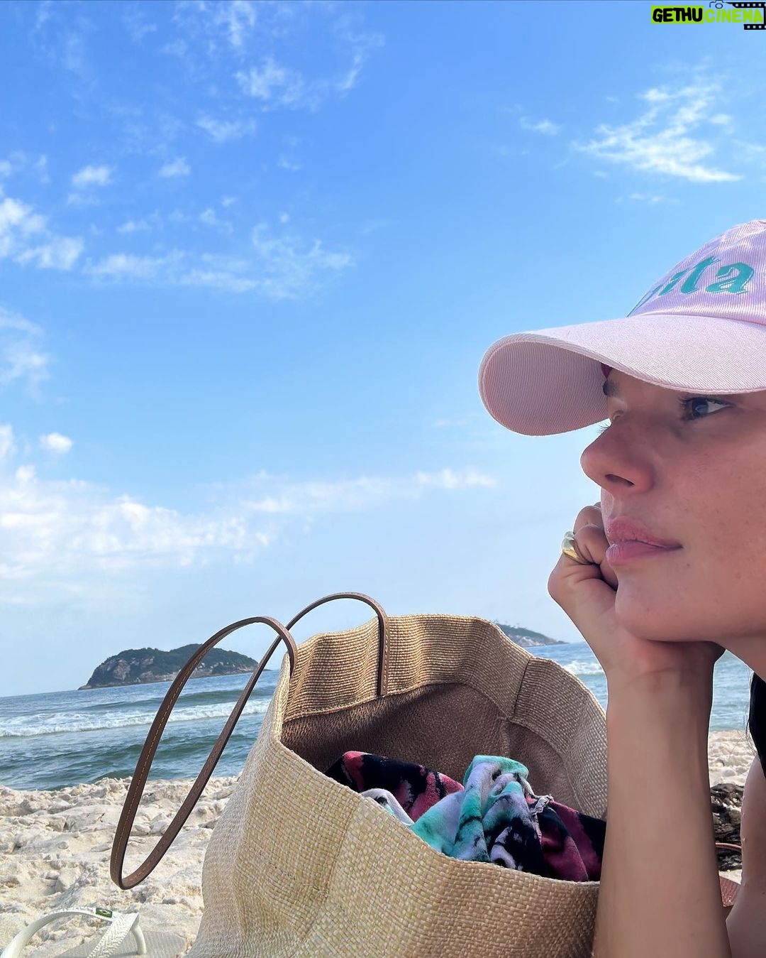 Isis Valverde Instagram - Photo dump💓