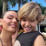 Isis Valverde Instagram – Que a pureza das crianças, o amor gigante, a risada que transborda, invada nossos corações não só hoje, mas todos os dias. 

Que alegria é ter criança por perto, viver esse amor tão genuíno. Me dói pensar que tantas outras sofrem nesse momento, em meio a tantas guerras e maldades no mundo.

Vamos proteger nossas crianças e dar todo amor e suporte possível. 

Feliz dia das crianças! ♥️