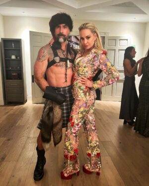 Israel Zamora Instagram - It’s that time of year again #sexysanta  bringing #holiday  #cheer  with @taylorarmstrong