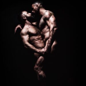 Israel Zamora Instagram - The moon the sun the two that make one, the lovers dance..
Photoshoot by the very talented @drbobbys_foto