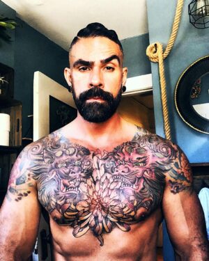 Israel Zamora Instagram - Fresh cut, fresh fade 
#witch #instahunk #gaydaddy #gaysnap #gaymuscle #gayfit #gayhunk #scruff #beardgang #gayscruff #gaybeard #gayhot
