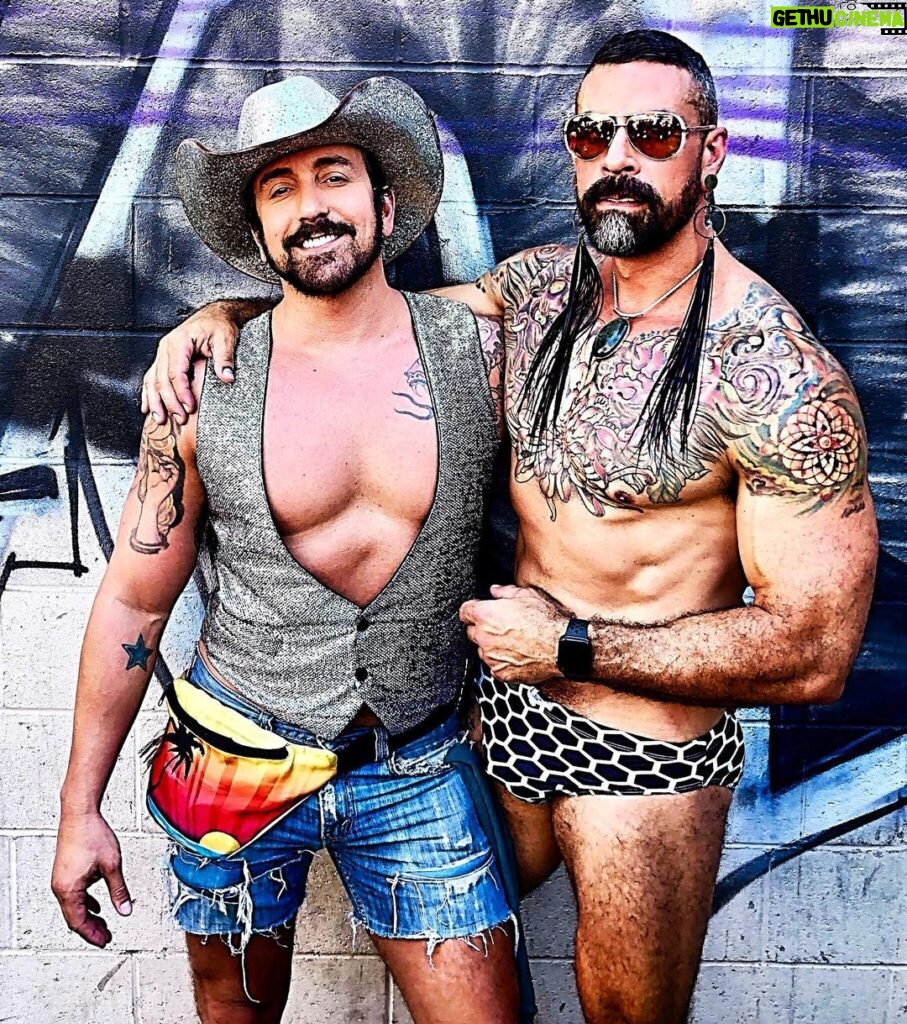 Israel Zamora Instagram - @mariodiazlovesyou and I at #summertramp #losangeles #summertime #sundayfunday #beautifulmen #beautifulpeople #beard #tattoo #gay #gaydaddy #gaymuscles #scruff #scuffygay @jack_adamsusa swim trunks