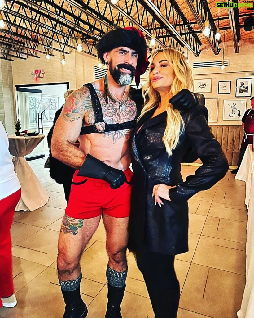 Israel Zamora Instagram - ‘tis the season for the holidays, this weekend, I was in Laguna for a private holiday party as a sexy Santa and this beautiful goddess was there too…. Taylor Armstrong✨💖✨ Hotel Laguna