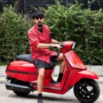 Itchnakorn Pheungkiatrasmee Instagram – ไอ้แดงมันเป็นนักสู้ ส่วนไอ้เขียวมันนักซิ่ง
ก่อนเคยซิ่งพี่เคยวิ่งมาก่อน 😂😂

#Lambretta #LambrettaX300SR #HeritageToFuture #ColorsofTime #ITSMYLAM