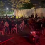 Itchnakorn Pheungkiatrasmee Instagram – ภาพบรรกาศ รู้เลยว่าเด็กสลัมเชียร์ทีมไร 🤣