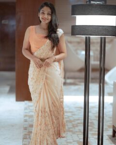 Ivana Instagram - 🫰🏻🧡 📸 @karthikakphotography