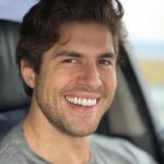 Ivo Arakov Instagram - Сменям стила! Коя визия ви допада най-много? Гласувайте от в коментар с 1 до 10 за да съм сигурен, че ще взема най-правилното решение! 😁 Снимка и обработка @georgevachev 🎉