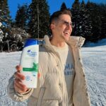 Ivo Arakov Instagram - Свежест в планината! Свежест в косата с Ментол от @headandshouldersbg 🗻 Borovets Ski Resort, Bulgaria