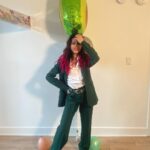 Izabella Alvarez Instagram - Happy to be here! Montreal, Quebec