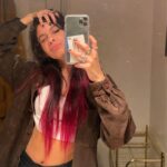 Izabella Alvarez Instagram - Tell @hopelina to clean her mirror Montreal, Quebec