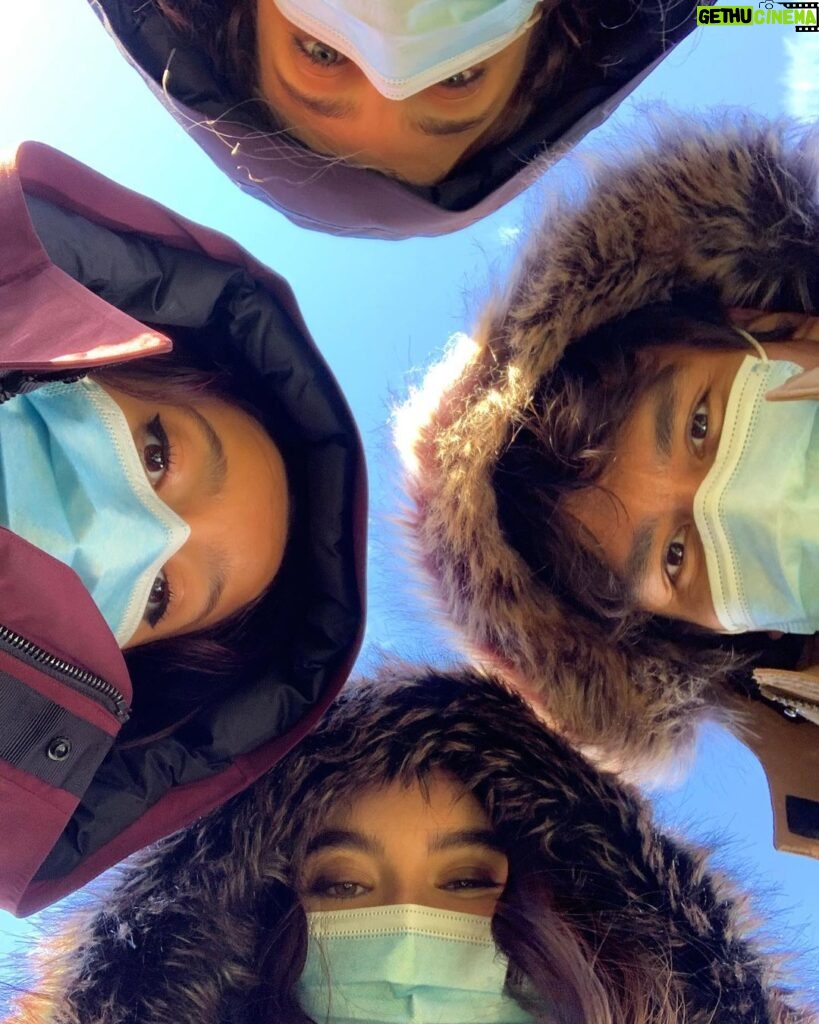 Izabella Alvarez Instagram - Hey hi we are freezing while filming Montreal, Quebec