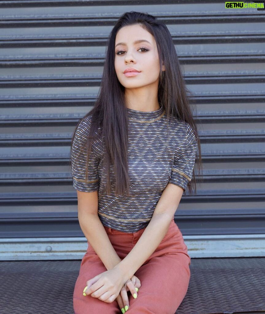 Izabella Alvarez Instagram - okay