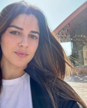 Izabelle Leite Instagram - 🤍🧿💘december💘🧿🤍
Thank God for the good & for the bad.