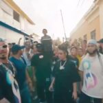 J Balvin Instagram - BELLACON. Gracias @elalfaeljefe por la oportunidad de brincar en tu mundo !! Eso es pa la gozadera,pa la rumba , pal teteo. ❤️❤️❤️❤️🔥🔥🔥🔥🔥🌎🌎🌎🌎🌎🌎🧡🧡🌎 Desde la Perla Puerto Rico gracias por tanto amor en el Barrio. Los amo La Perla, San Juan, Puerto Rico