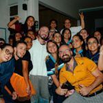 J Balvin Instagram – Estar en Medallo solo me hace sonreír, que chimba de energía y ambiente ⚡️ Medellin Antioquia Colombia