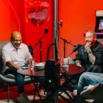 J Balvin Instagram - Siempre le saco sonrisas hasta a los mas bravos 😅 @miketyson #hotboxinpodcast