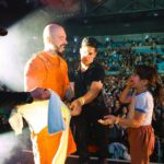 J Balvin Instagram - 3 continentes conectados en una misma vibra, la de sonreír y de la felicidad. La mantuvimos en ALTA Australia, Europa y Singapur ⚡️⚡GRACIAS Empezamos esta nueva etapa, SALUTE que ya lo que sigue es Nueva Música y sonrían que esto es un raticooo.