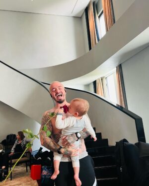 J Balvin Instagram - Los niños de Medellín. ❤️❤️