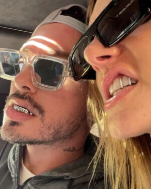 J Balvin Instagram - Feliz cumpleaños Valentina Fernet kejejeje Gracias por tanto , la verdad ni las palabras dan para tanto agradecimiento por tu existencia y ayudarme a ser mejor en el camino de la vida . Te amo 🙏mejor madre no pudo tener nuestro hijo . Dios te bendiga ❤️ Gracias por enseñarme a disfrutar de lo simple en un mundo tan complejo el cual elegí. LA JEFA