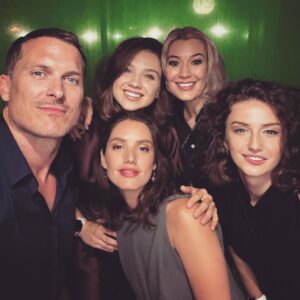 Ján Koleník Instagram - These girls are familiar to me… #dunajkvasimsluzbam