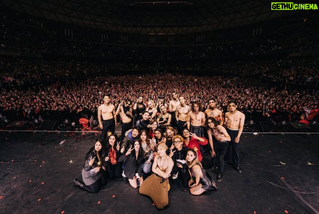 Jackson Wang Instagram - MAGIC MAN WORLD TOUR 2023 SOUTH AMERICA . 📍Chile . I felt Chile 🇨🇱 in my blood The energy felt like a hug to my soul. I hope u all can relate to my story and feel it inside. Hope u all had a great time, entertained, and think more about urselves , about the magic in u. The standard of happiness & satisfaction to urself, in ur own standard. That’s all it matter to me as a performer / entertainer / artist. I cherish and love u all very much. Safety always comes 1st when we do anything. AND! I got to go around town for two days just taking naps on the ground at the fields breathing Chile air staring into the sky Got a chance to go eat local food & feel the city Went to the underground area for fashion to check out art pieces & work by local artists. Met some of u on the streets, asked some of u where to go cuz i got lost 😳 It was such an experience that i have been wanting for a while. Not like in the past, just airport, hotel, venue back & forth and hop out the city. Thank u so much #Chile Thanks to my man @djignaciojavier for sharing his soul in music 🔥🔥 Hope to see u again! Next time we go hang out ! Gracias Chile ! 🇨🇱 📸📹🎬 🇨🇱Chile @el.eme #MAGICMANWorldTour #JacksonWangWorldTour #TEAMWANGrecords @teamwang I’m in #MexicoCity Can’t wait for tmr 💋 At ARENA CDMX Chile,Santiago