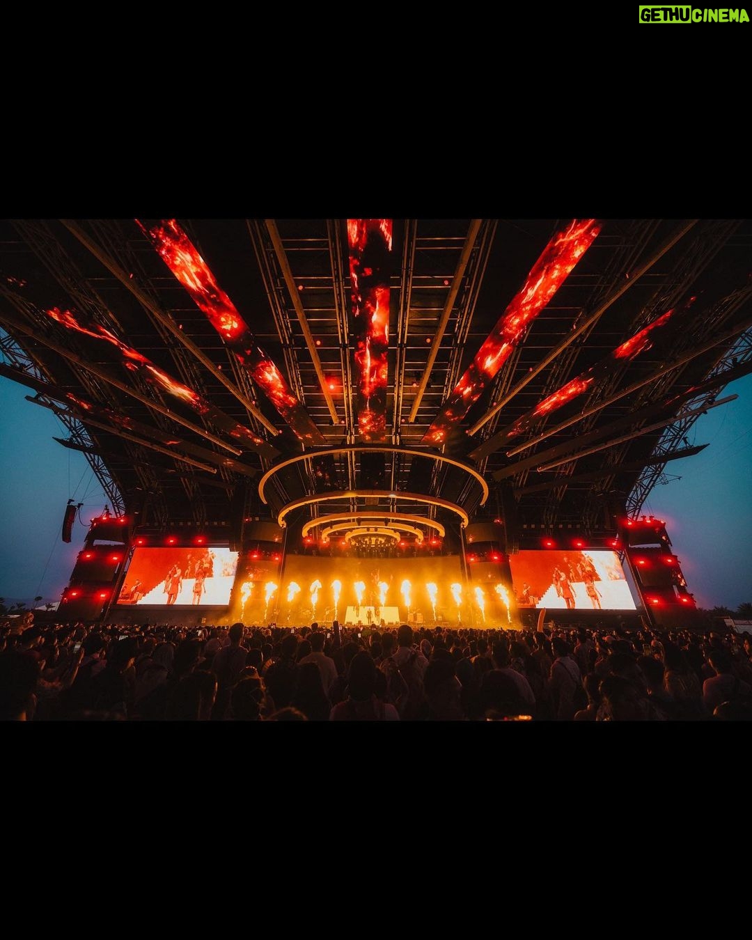 Jackson Wang Instagram - #SLOW - Jackson Wang & Ciara Out Now Link in BIO . @ciara She is a legend and an icon A dream , an inspiring experience for me artistically & personally ❤️ . Stay tuned for Slow MV and #MAGICMAN2 . LINK IN STORY . #JacksonWangandCiara #JacksonWangCoachella #TEAMWANGrecords @teamwang @88rising 📸 by @lindseyblane @deaniechen I’m back on socials and on the run for #MAGICMAN2 Talk to me 💋