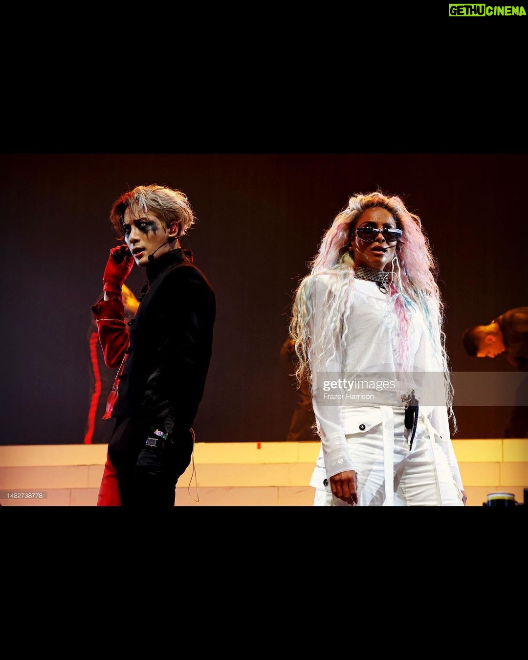 Jackson Wang Instagram - #SLOW - Jackson Wang & Ciara Out Now Link in BIO . @ciara She is a legend and an icon A dream , an inspiring experience for me artistically & personally ❤️ . Stay tuned for Slow MV and #MAGICMAN2 . LINK IN STORY . #JacksonWangandCiara #JacksonWangCoachella #TEAMWANGrecords @teamwang @88rising 📸 by @lindseyblane @deaniechen I’m back on socials and on the run for #MAGICMAN2 Talk to me 💋