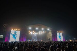 Jackson Wang Instagram - #MAGICMAN in Lollapalooza India 2023

Always wanted to visit. Finally..
Such an amazing experience with all of u since the moment at the airport to seeing u all to the show to new friends to the experience of the culture.
Such an honor.
Very blessed.
I hope I get to come back more often.

@lollaindia 
#LollaIndia
#jacksonwang
#잭슨
#王嘉爾
#TEAMWANGrecords