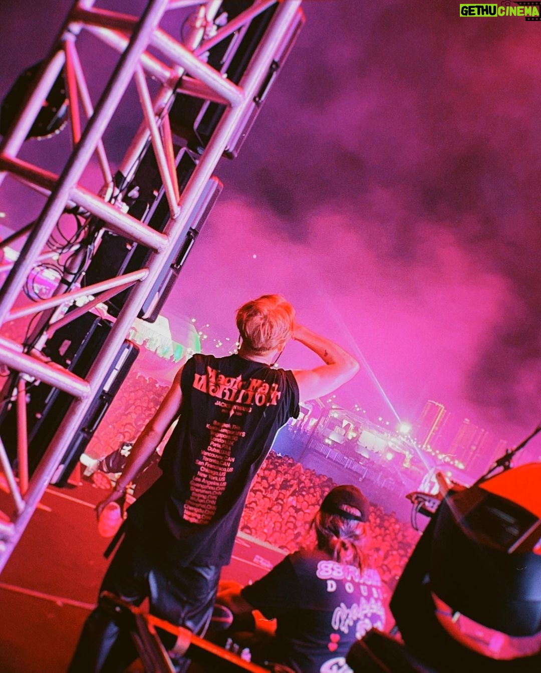 Jackson Wang Instagram - 2023 @coachella MAGIC MAN 2. . It’s really been a journey finding my own sound / taste / self for a long time. Been lost for a long time til the process of creating #MAGICMAN album. For the first time, I felt not packaged, not polished, not perfectly commercialized. I felt me.Was completely me being me. I still remember the day I visited 88 at the old office for the first time, 5+ years ago. Talking about crazy ideas and pitching thoughts. And for the first time, I felt someone believing in the potential of my artistry. And is willing to take time to go back and forth exploring to find my magic with me. Guiding me mentally and physically and most importantly, really care about me as a person. It’s very personal to me rather than work & business. And it changed a lot of ways on how I view, feel and engage with music & creatives & art. Also in life. This journey is what I appreciate the most, and this process of consistently finding my true self is something that I’m blessed to have. Thank u for being there for me, back then, now and future. It’s love. That’s what a fam is to me. This is my fam. @88rising . 2023 #MAGICMAN2 . @teamwang @teamwangdesign @ryce_ent