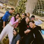 Jackson Wang Instagram - JACKSON WANG MAGIC MAN World Tour 2022 3rd Stop Singapore Singapore❤️ Hope u had fun and brought some thoughts home. It’s all about urself, Hope u all had a great Christmas 🎄 Ready for new year It’s a new start for u all and for me Be good to urself make ur own history cuz u the main role in ur story Til next time I appreciate u all and I love u all❤️ #MAGICMANWorldTour #JacksonWangWorldTour #jacksonwang #잭슨 #王嘉爾 #TEAMWANGrecords