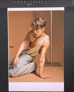 Jackson Wang Instagram - OCT < anniversary > cover 
@voguesingapore
Bcut
.
#MAGICMAN 
Kiss me on tour 💋