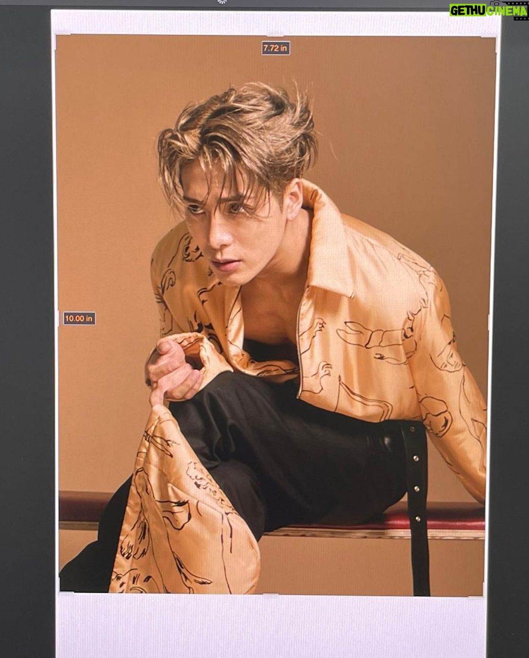 Jackson Wang Instagram - OCT < anniversary > cover @voguesingapore Bcut . #MAGICMAN Kiss me on tour 💋