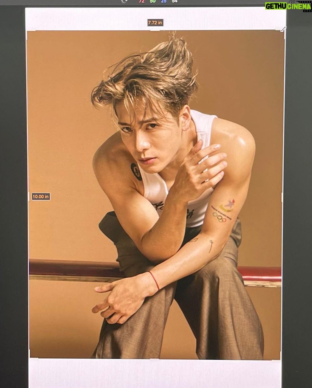Jackson Wang Instagram - OCT < anniversary > cover @voguesingapore Bcut . #MAGICMAN Kiss me on tour 💋