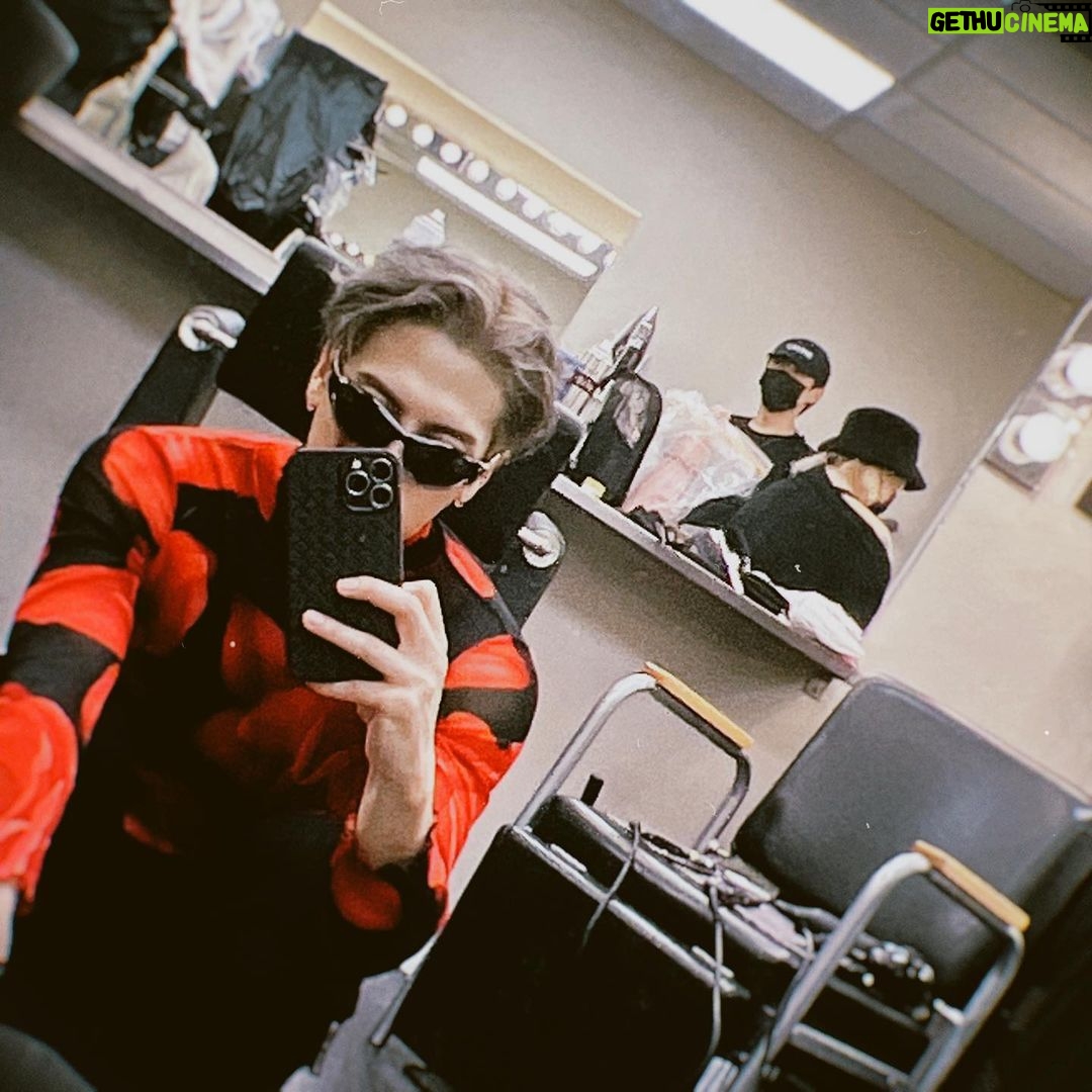 Jackson Wang Instagram - π½ @billboard Top 200. At no. #15 & No. #3 for the week. Best selling album. #MAGICMAN . Way more to come. On the way. . Wanna tell all of u reading this, Thank u for making this happen. Sharing & supporting it. MAGICMAN hope to go to your hometown & perform.