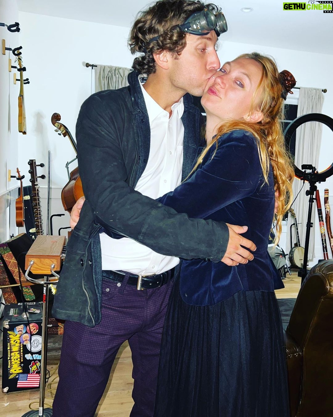 Jacqueline Emerson Instagram - July - Dec 2022