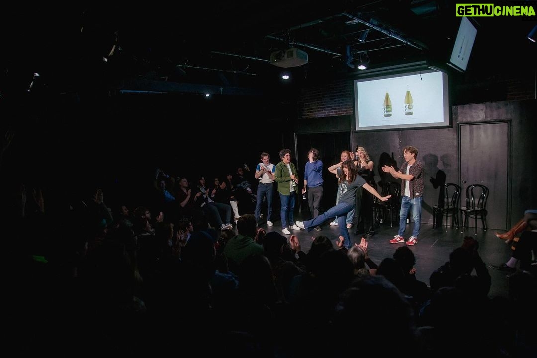 Jacqueline Emerson Instagram - ONE MORE bc this pic is SICK @ucbtla @pinot_noir_improv (next show July 1!) 📸 @jack_hackett