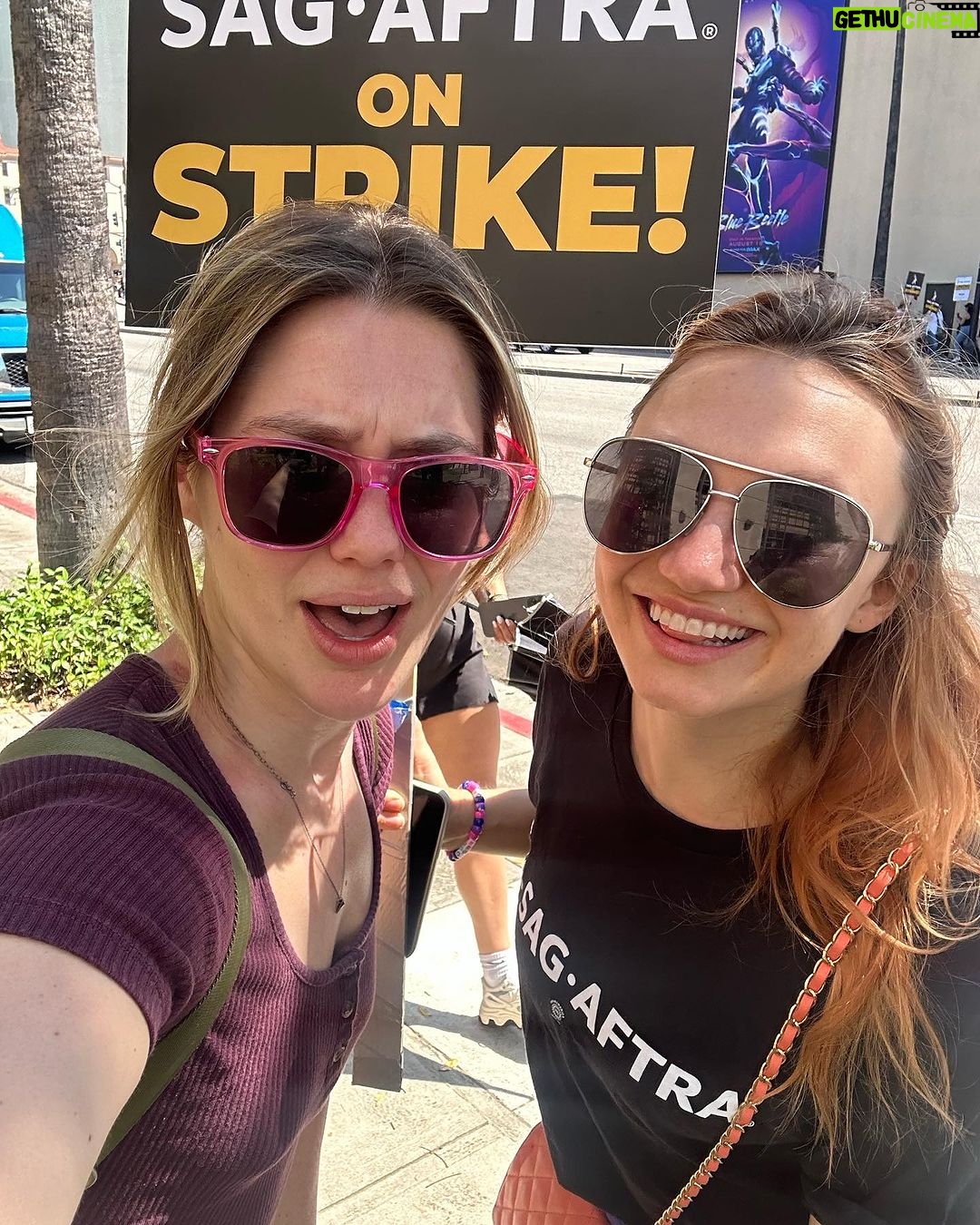 Jacqueline Emerson Instagram - #sagaftrastrong #SAGAFTRA #STRIKE #wgastrong Warner Brothers Studios - Burbank, CA