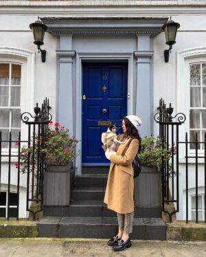 Jade Ramsey Instagram - Sprock does London 🐕🎩💼