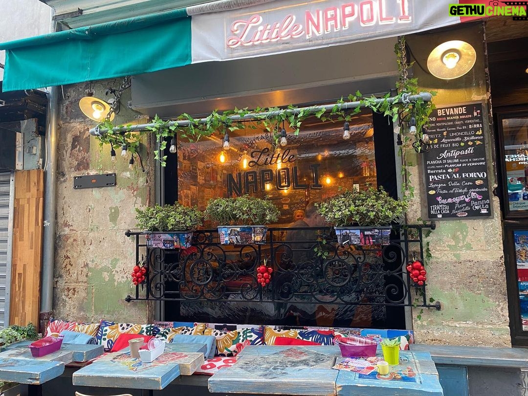 Jade Ramsey Instagram - Paris, je t’aime 🥐🍷🫶🏻 Paris, France