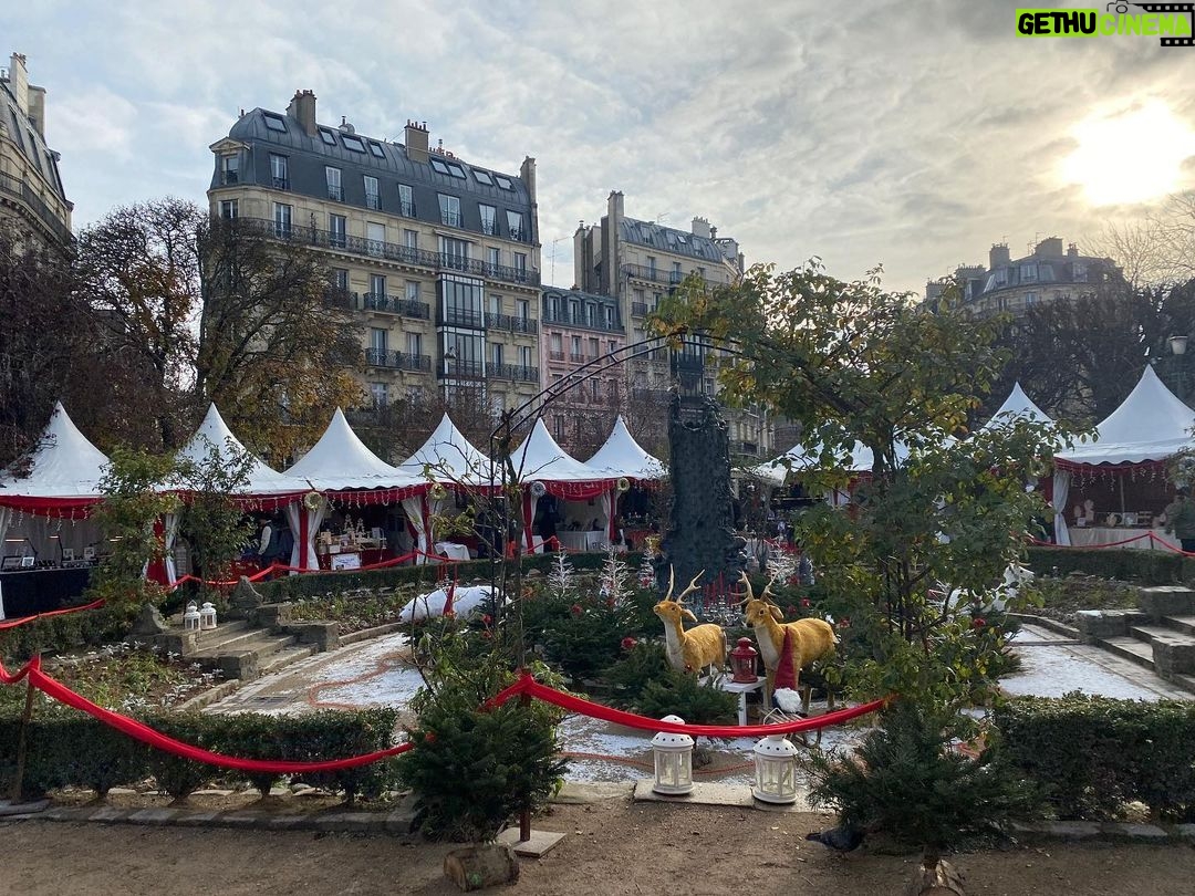Jade Ramsey Instagram - Paris, je t’aime 🥐🍷🫶🏻 Paris, France