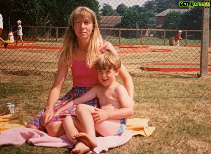 Jade Ramsey Instagram - Best brother. Best friend. Still don’t get how we just do life without you now. Happy birthday Guy xxx