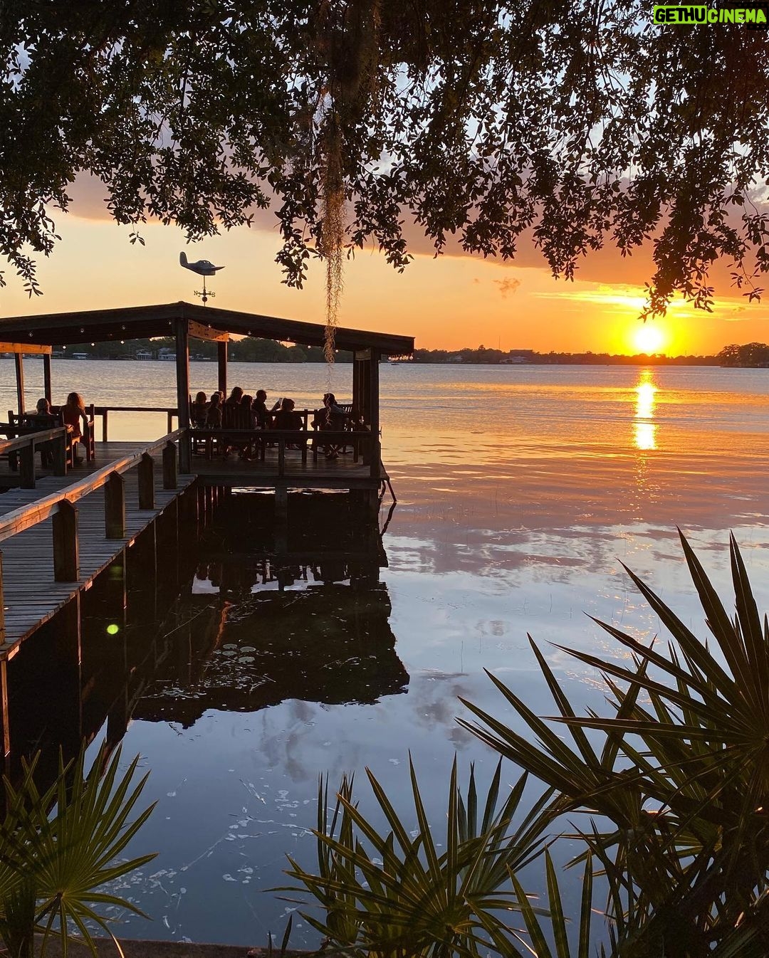 Jade Ramsey Instagram - man I love sunsets (and wine) 🌅🍷 Florida